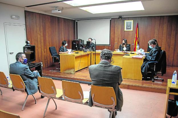 Un testigo cree que López quiso retener al ingeniero jefe, pero descarta que intentara pegarle