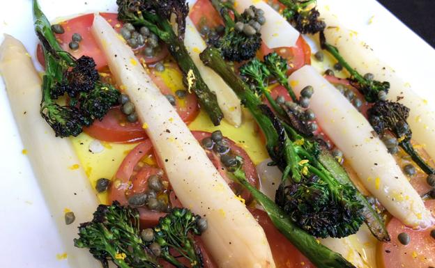 Ensalada de espárragos y bimi