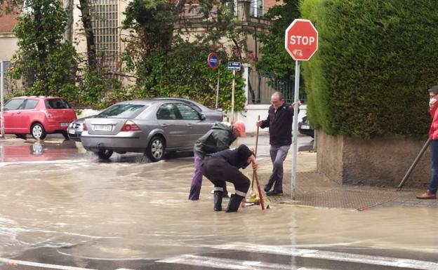 La lluvia deja en la Copa de Bullas 130 litros por metro cuadrado
