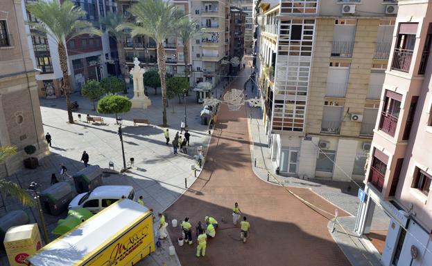 Señalizan un tramo del trazado del zoco medieval de Murcia