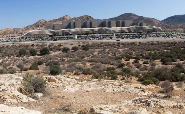 El Ayuntamiento de Cartagena ofrece suelo gratis frente al Hospital Santa Lucía para la Ciudad de la Justicia