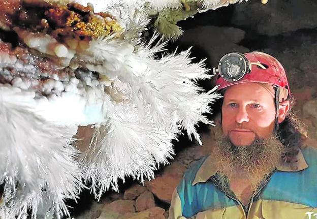 Alberto Roca Esteban: «En la Región tenemos cuevas impresionantes»