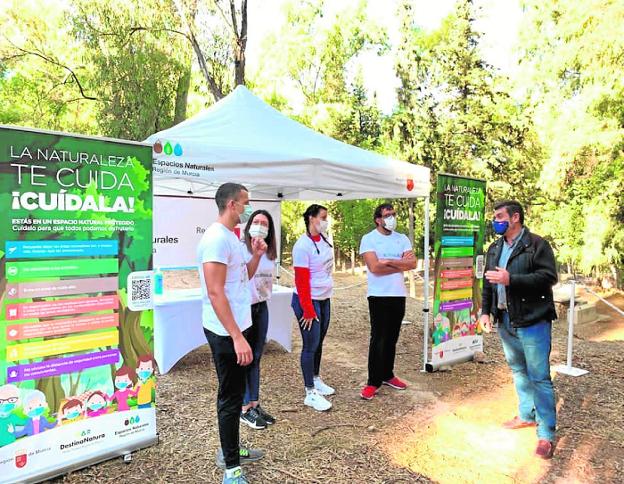 Campaña contra los residuos de la pandemia en la naturaleza