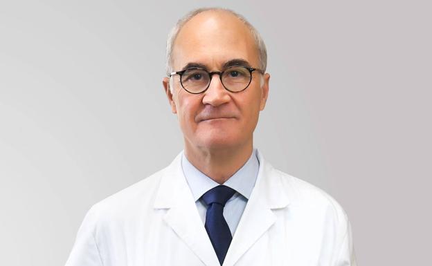 El doctor Ripoll, incluido en la lista Forbes de mejores médicos de España