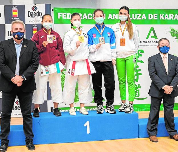 Irene Yao, subcampeona de España sub-21 de kárate