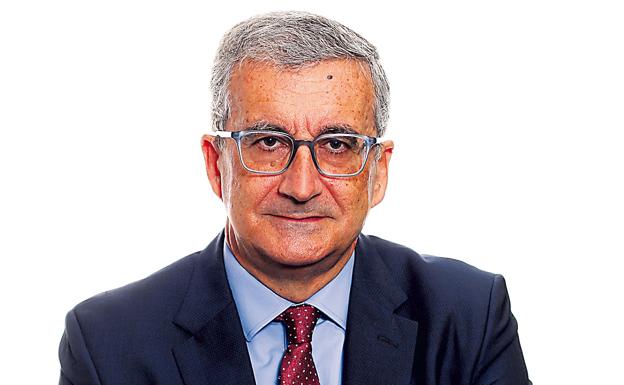 José Guerrero Zaplana: «Al Supremo no llegan los mejores, sino los que mejor 'engrasan' sus instancias»