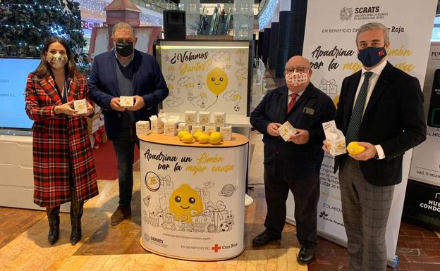 'Apadrina un limón' para que ningún niño de la Región se quede sin juguetes esta Navidad