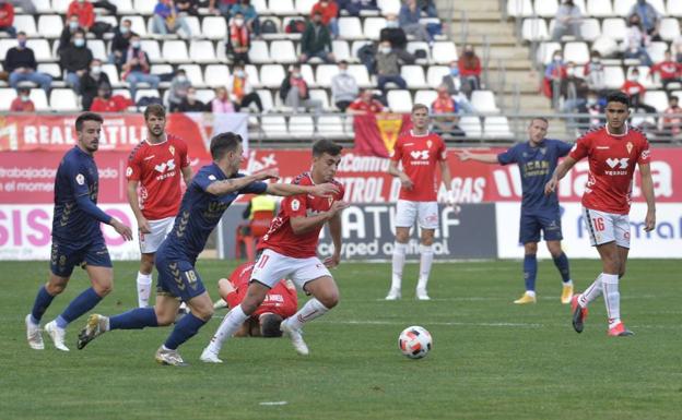 La remontada grana tumba a un UCAM líder