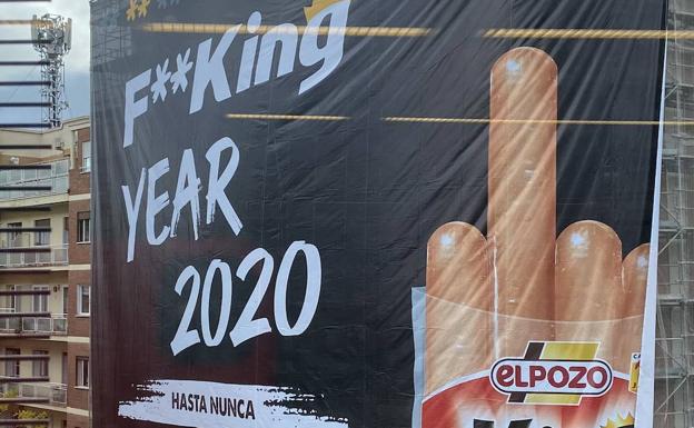 ElPozo despide el año 2020 con una 'peineta' en la calle Almagro de Madrid