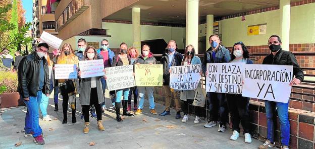 Siete meses sin destino tras aprobar una oposición estatal