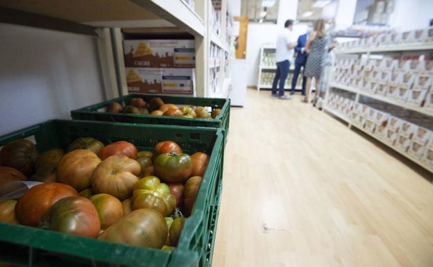 Cáritas ha aumentado casi un 40% la atención a familias de la Región en 2020