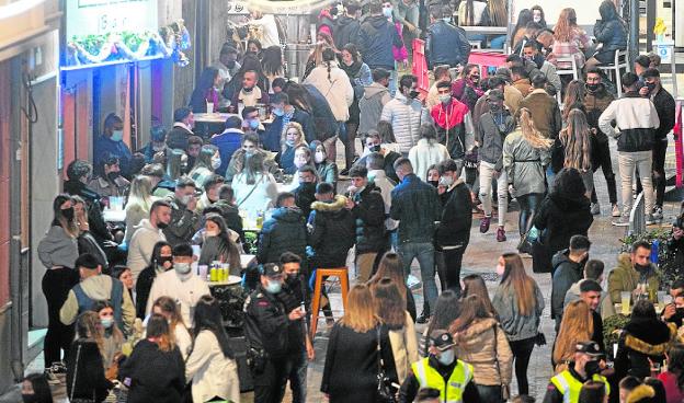 Un dispositivo de 44 policías pondrá coto a los cotillones en Cartagena