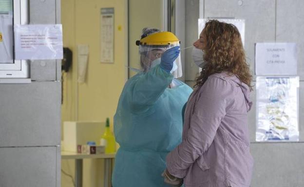 La Región de Murcia supera el pico de la segunda ola y registra en un solo día 1.107 casos de coronavirus