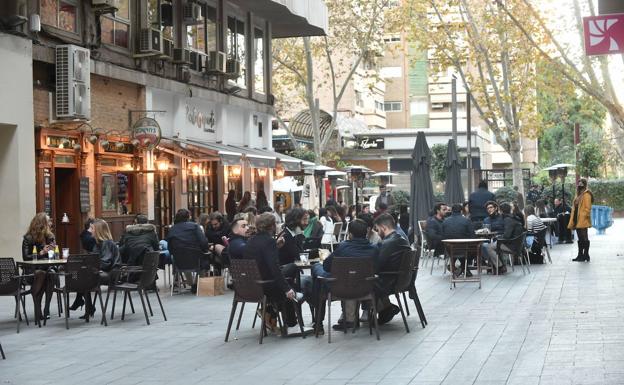 Hostemur vuelve a criticar las medidas del Gobierno regional y califica de «infantil» la gestión de Miras