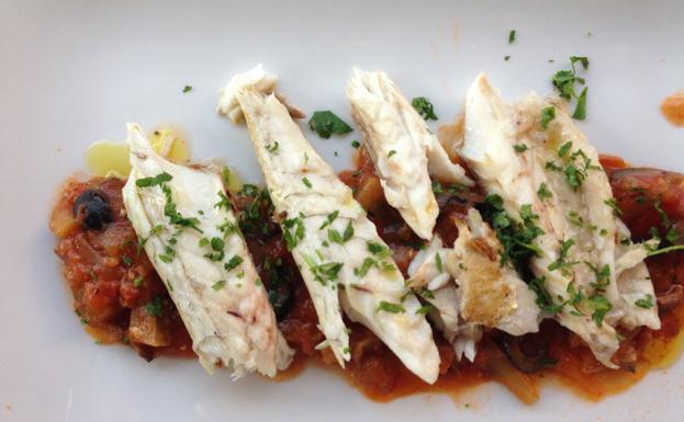 Lubina sobre chanfaina