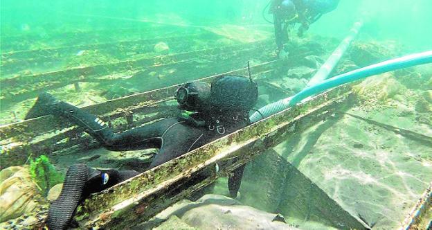 Doce expertos decidirán el futuro del barco fenicio de La Isla