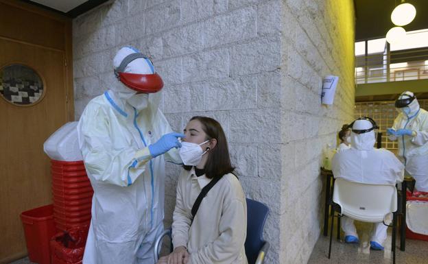 La Región triplica su capacidad de diagnóstico para detectar nuevos casos de Covid-19