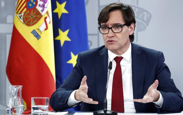 El Ministerio de Sanidad niega que el SMS le comunicara la vacunación de Villegas y altos cargos de Salud