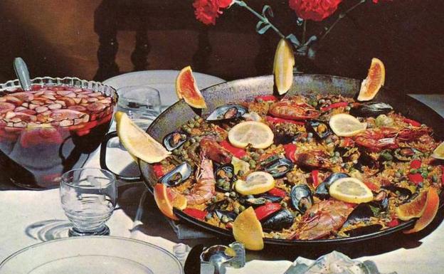 Paella vs. arroz con cosas: en guerra desde 1926