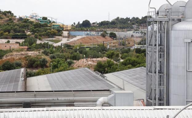 La planta fotovoltaica de Estrella de Levante genera la misma energía que necesitan cien hogares en un año
