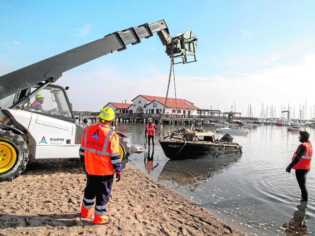 Coto al fondeo ilegal en el Mar Menor