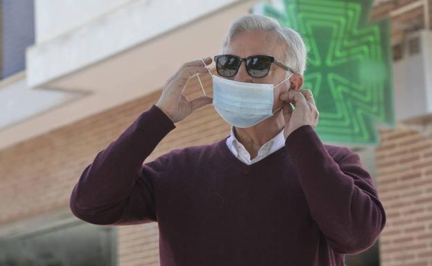 Así te puedes contagiar de la Covid-19 aunque lleves mascarilla puesta