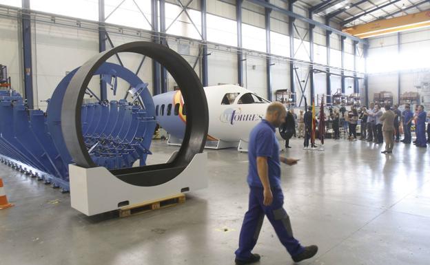 Los comités de empresa de MTorres de Navarra y Murcia piden que se retire el ERE con 164 despidos