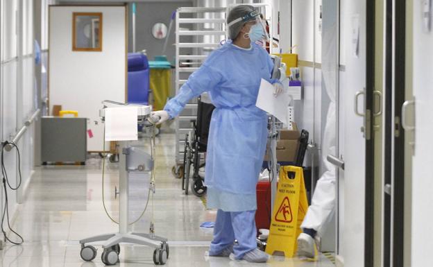 Notable caída de los ingresos hospitalarios mientras la Región suma 12 fallecidos más por Covid