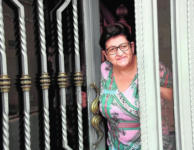 El grito de auxilio de una madre de Jumilla: «Mi hija necesita ir al centro de día; está al límite»