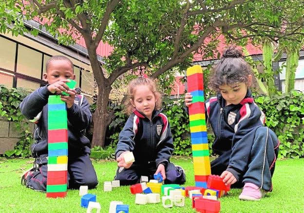 Santa María del Carmen, referente en idiomas y especialista en las TIC