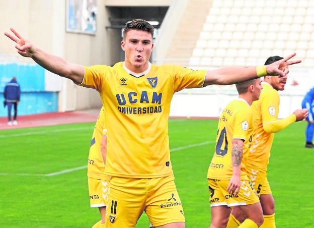 Jordi Sánchez, un 'killer' en los remates de cabeza sin puntería con los pies