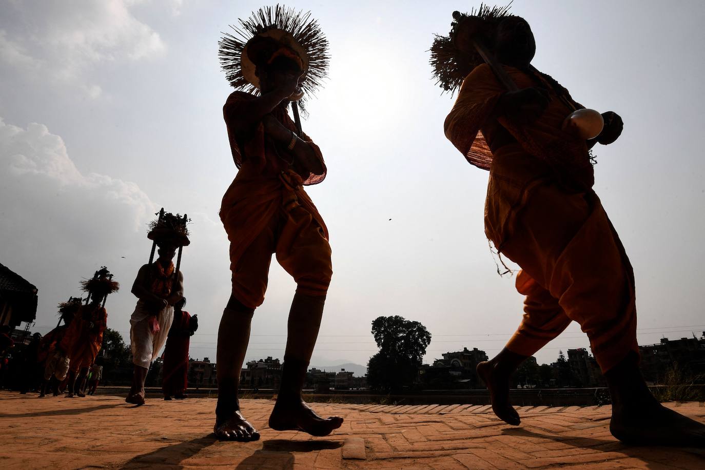 Bhaktapur, en Nepal, celebra el festival Madhav Narayan