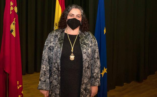 La profesora Begoña Alfageme toma posesión como nueva decana de la Facultad de Educación de la UMU