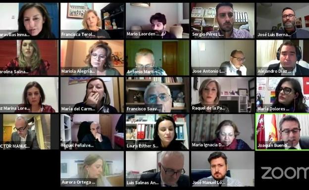 Laura Pausini suena en el Ayuntamiento de Alcantarilla