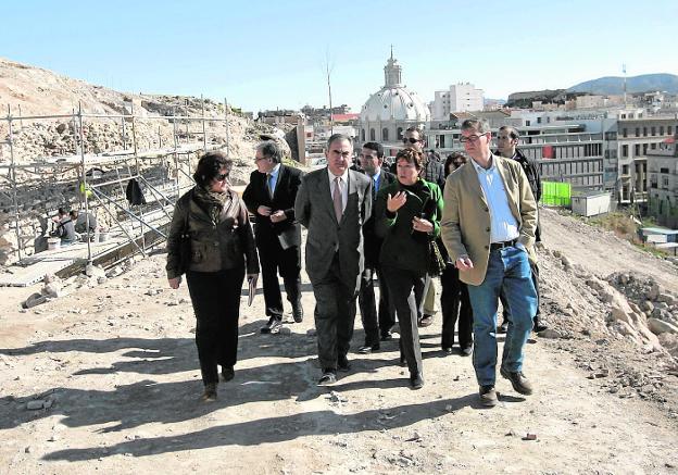 Negueruela acusa a Noguera de «destrozos» en el Molinete