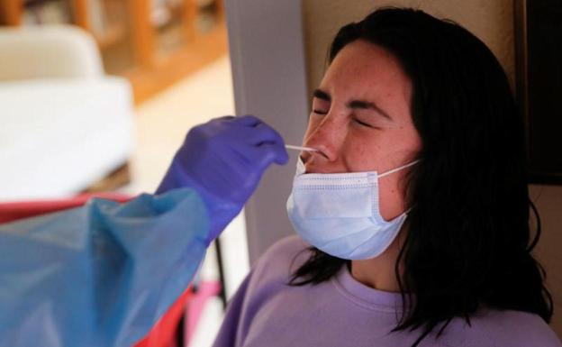 Aviso de los médicos: no todas las personas que han pasado la Covid-19 tienen anticuerpos