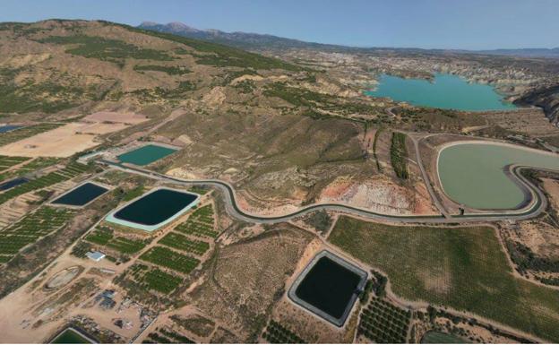 El TSJ obliga a pagar el 'tasazo' del Trasvase, aunque reconoce sus «duros efectos» actuales