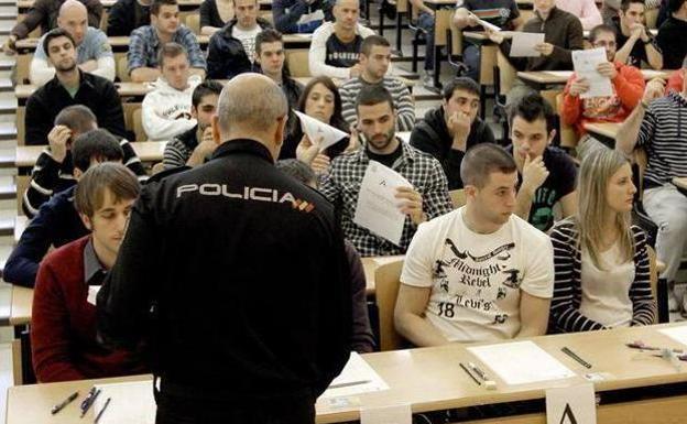 Examen de ortografía de la Policía Nacional 2021: ¿Aprobarías la polémica prueba de las oposiciones?