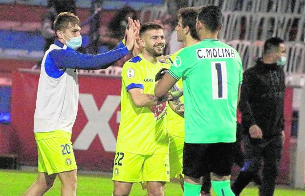 El Lorca Deportiva quiere sonreír también en el Artés