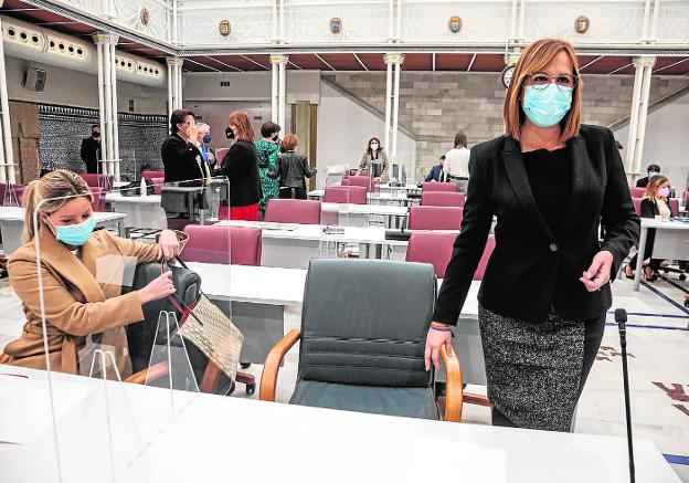 Ciudadanos no podrá echar del grupo de la Asamblea a los diputados tránsfugas