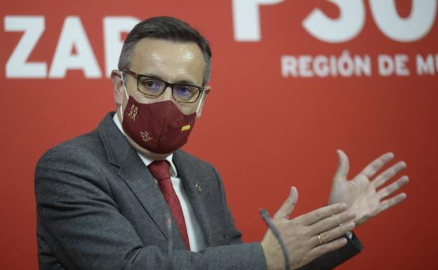 Conesa insiste en que «los 45 diputados votarán entre corrupción o regeneración»