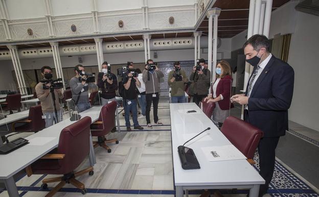 Los tres expulsados de Vox votarán 'no' y abocan al fracaso la moción de censura