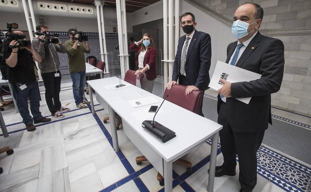 Los expulsados de Vox votarán 'no' a la moción y negocian entrar al Gobierno