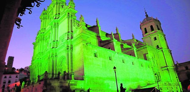 San Patricio, de verde por el Día de Irlanda