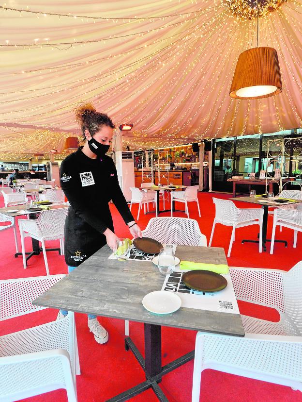 La Terraza de Pablo González, de niña a mujer