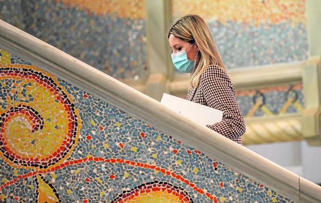 Martínez Vidal se queda de diputada rasa y con Ciudadanos abierto en canal