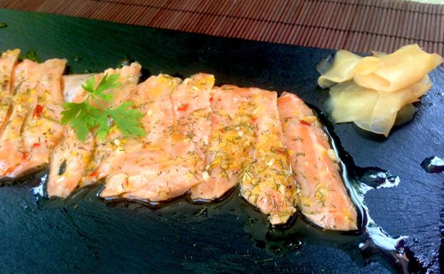 Salmón en marinado ligero