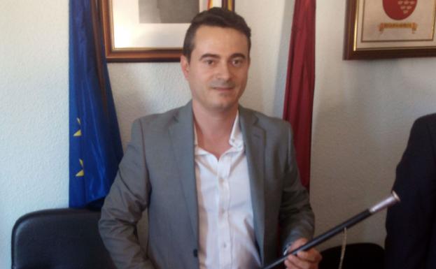 El alcalde de Albudeite se da de baja de Ciudadanos y se incorpora al PP