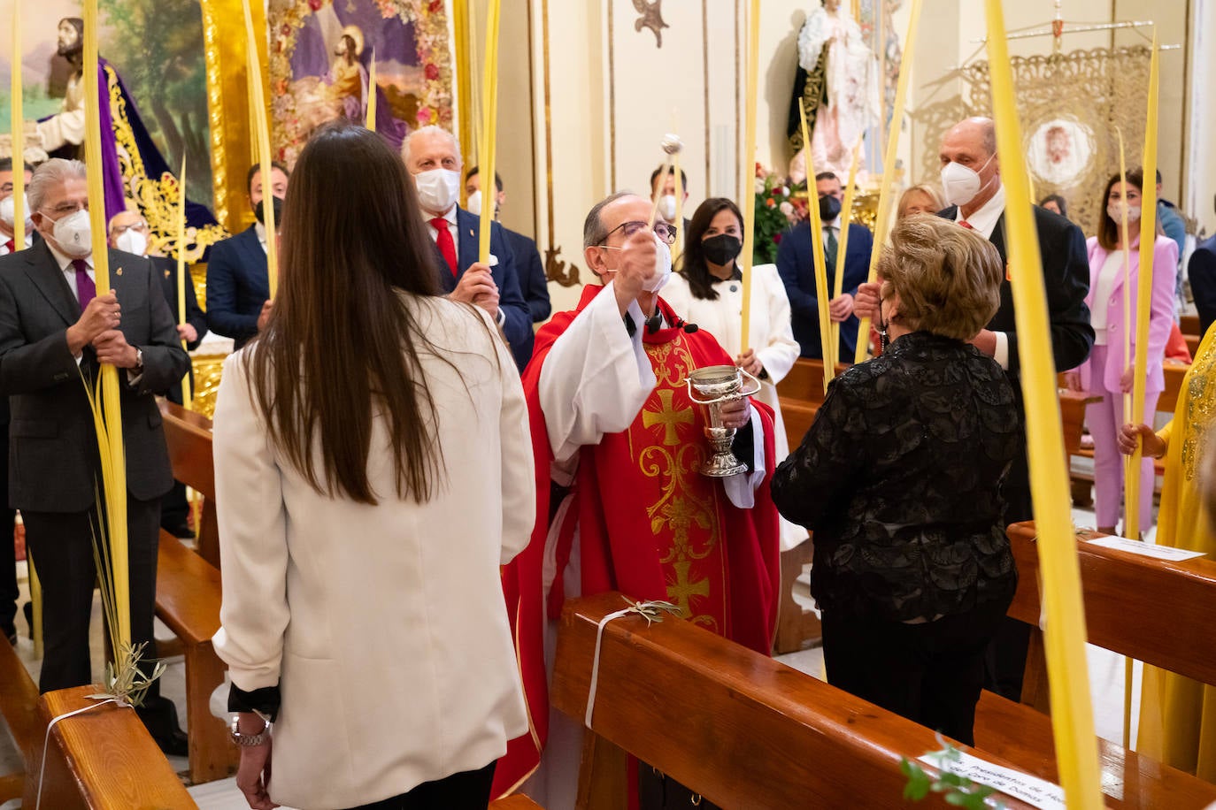 Palmas y ramas de olivo para San Juan el Domingo de Ramos