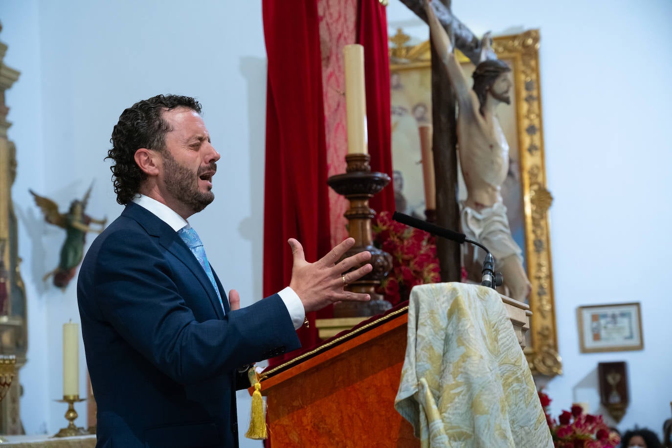 Emoción encarnada ante el Cristo de la Sangre en Lorca